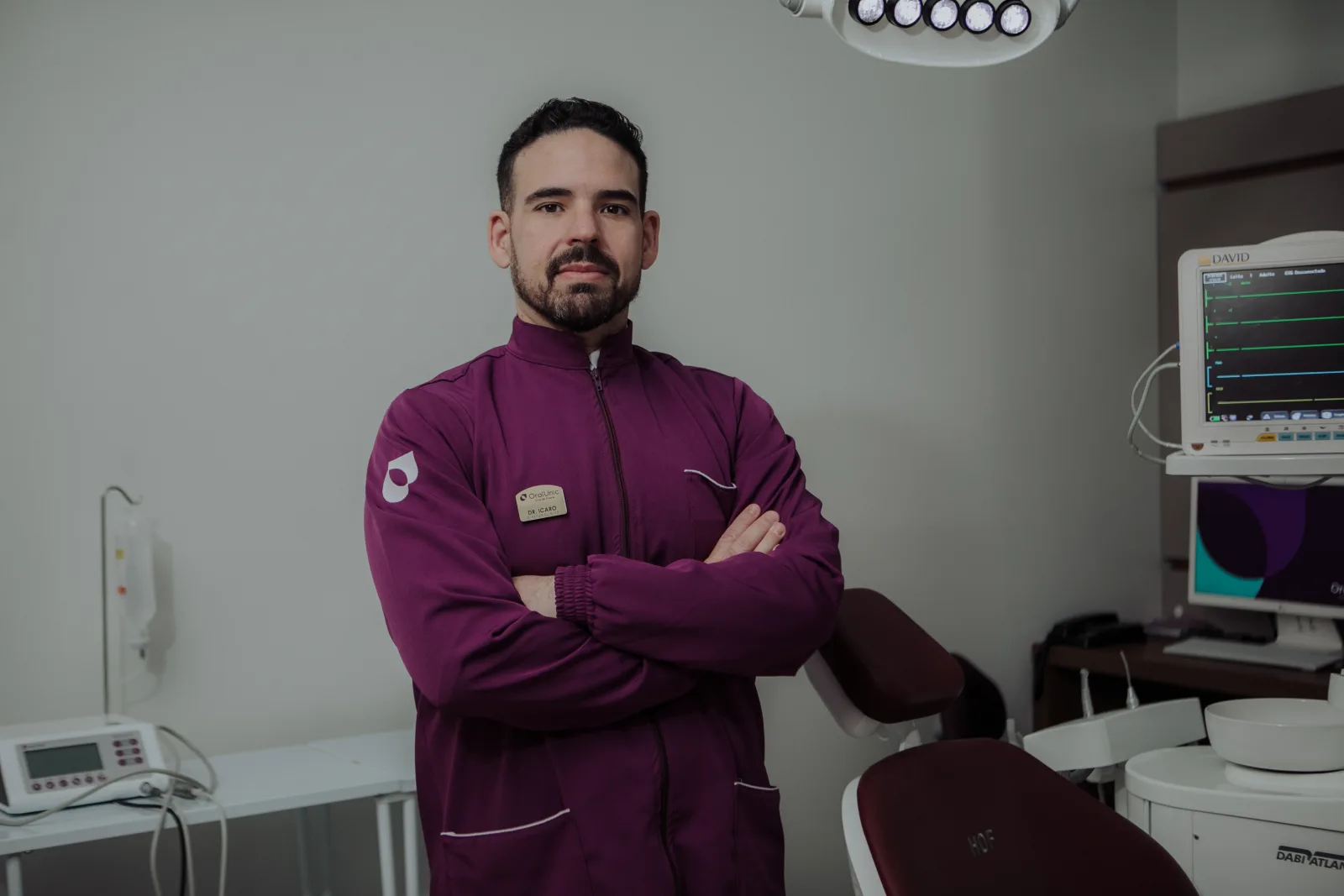 Dr. Ícaro — Oral Unic Nova Andradina